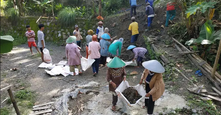 Produk Unggulan Desa Pingit